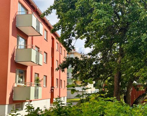 Katrineholm Hotel | Inviting Pensionat Prinshöjden - Town Apartments Await
