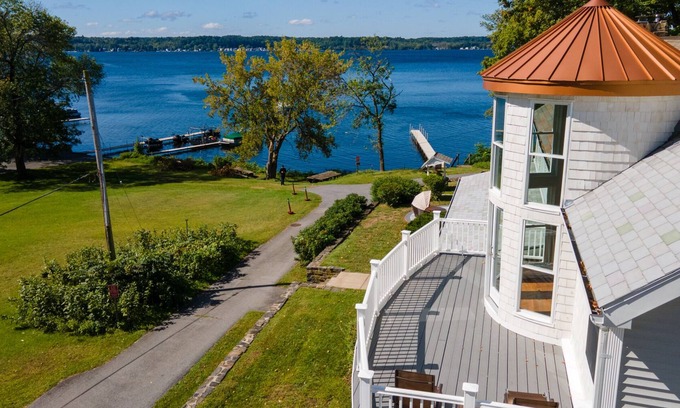 Saratoga Springs House | Experience the Pristine Lake House with Guest Suite & Spa