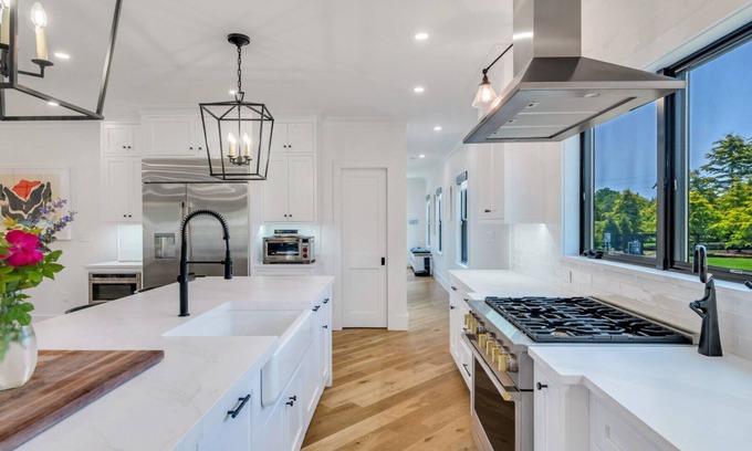 Mattituck House | Newly Built Retreat in the Heart of North Fork