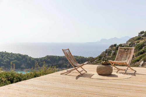 Faliraki Villa | Seaside Escape at Noura Villa: 4-Star Oceanfront Retreat