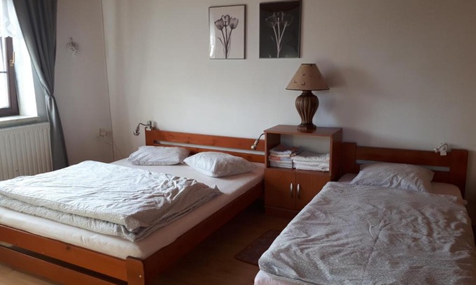 Vrchlabi Apartment | Family-Friendly Comfort at Privát - Melanie with Kitchen Access