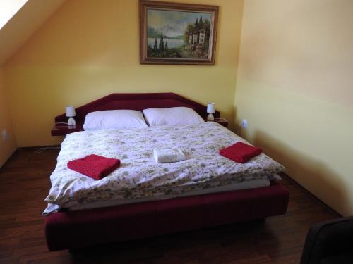 Zdiar House | Exceptional Stay at Privát U Slávky - Pet Friendly Retreat