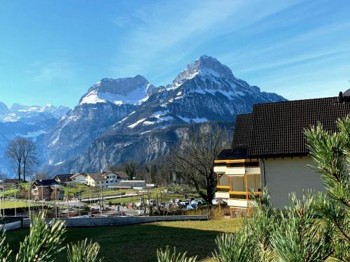 Ruetli Apartment | Exceptional Private Apartment Near Swiss Holiday Park
