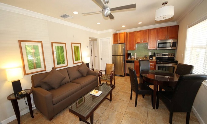 Bradenton Beach Hotel | Beach Club at Anna Maria Island: Guest Rated 9.8, Oceanfront Oasis