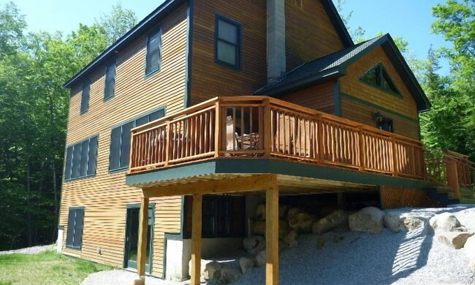 Bartlett House | Inviting Home Near Attitash with Pool & Lake View
