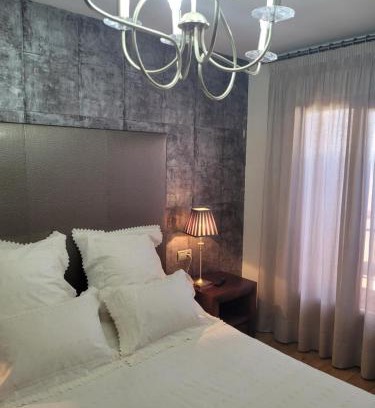 Angustias - Chana - Encina House | Exceptional Stay at Privada Confort Granada with Breakfast