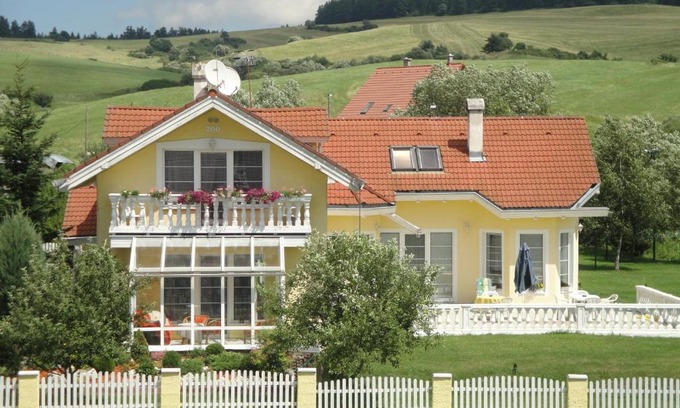 Tvarozna Apartment | Cozy Privat Janka: Family-Friendly Stay with Kitchen Access