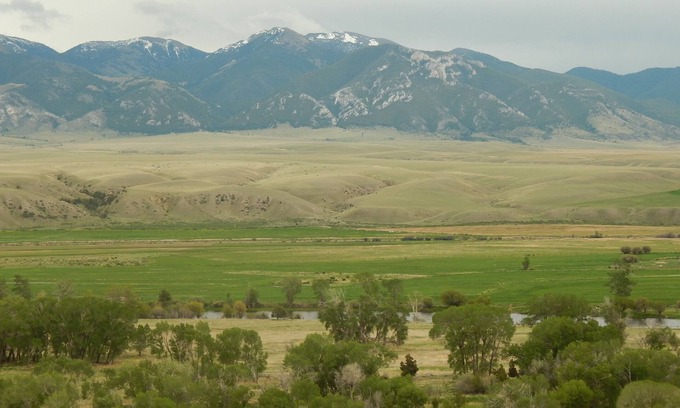 Silver Star Cabin | Escape to a Private 170 Acre Ranch with Spa & Hot Tub