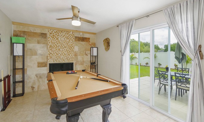 Greater Northdale House | Inviting 2-Story Corner Home with Games Room & Pool