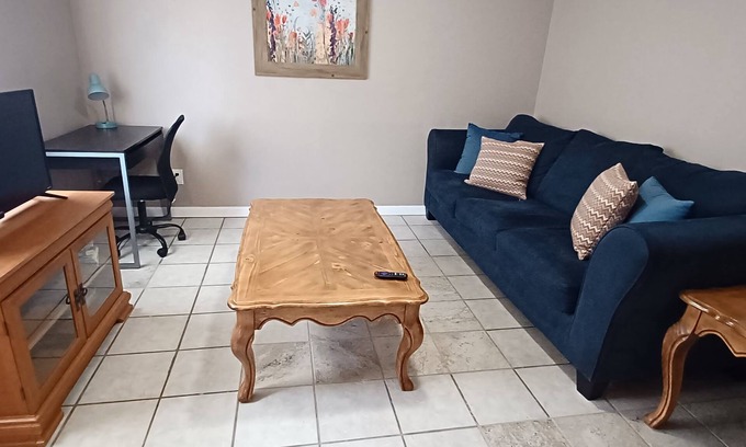 Albuquerque Apartment | Ideal 2BR Retreat near UNM with Pool & Pet-Friendly Options
