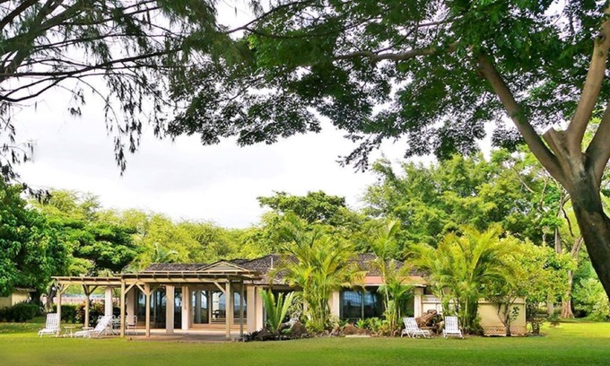Waimea House | Oceanfront 3-Bedroom Home with Pool & Stunning Views