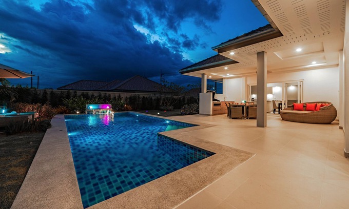 Hua Hin Villa | Private 3 Bedroom Pool Villa - Family-Friendly Retreat