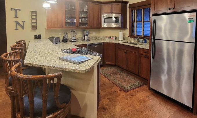 Harbor Springs House | Pet-Friendly 4BR Cottage in Harbor Springs - Rated 10/10!