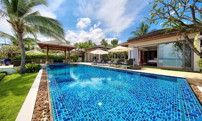 Plai Laem Villa | Elegant Beachfront 4BR Villa at Bophut Beach Retreat