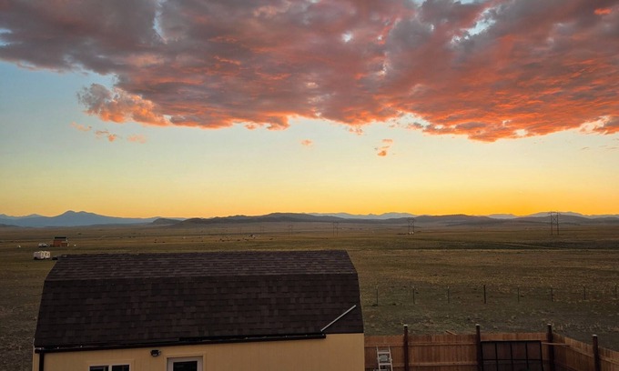 Hartsel Cabin | Private 5 Acre Off-Grid Cabin: 360° Views & Mountain Sunset Retreat