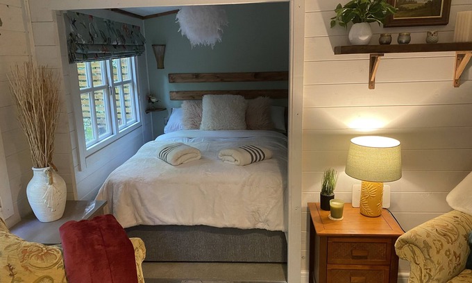 Worth Cabin | Secluded Cabin Retreat in Rowfant - Perfect for Families!