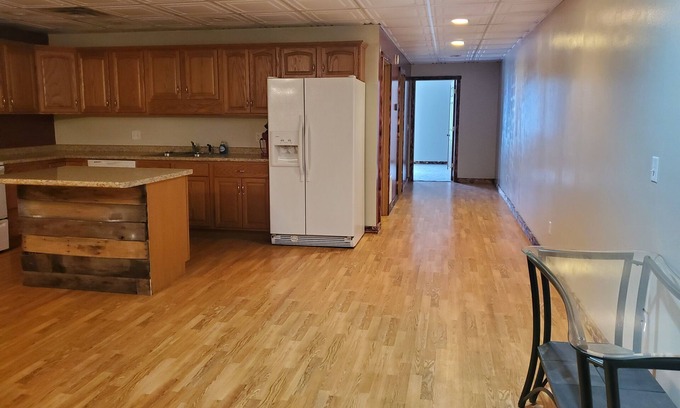 Rockford Apartment | Inviting Apartment Above a Craft Brewery - Rated 9.8/10