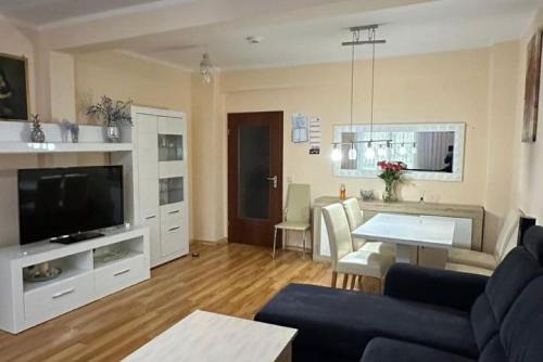 Linden-Nord Apartment | Cozy Private Apartment for Your Next Getaway