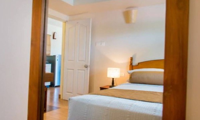 Benaulim House | Cozy Apartment in Royal Palms with Pool & Breakfast