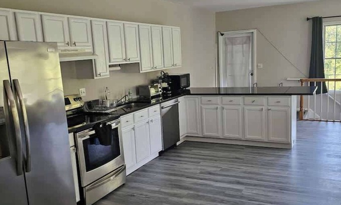 Southbury Apartment | Pet-Friendly One Bedroom Apartment in Southford, CT