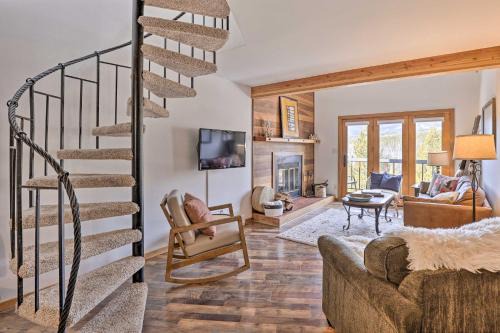 Wildernest Apartment | Inviting Silverthorne Condo with Balcony, Pool & Spa Access