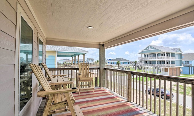 San Luis House | Beautiful Coastal Home with Private Beach Access & Spa