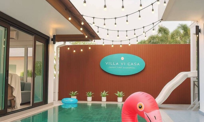 Bang Lamung Villa | Private beach access pool villa in Pattaya
