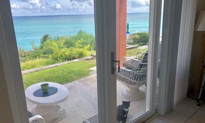 Warwick Apartment | Oceanfront Studio at Private Beach - Cliffs of Marley