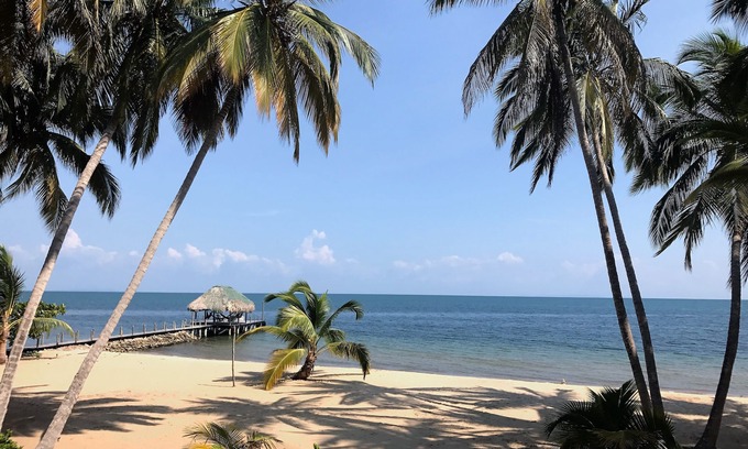 San Onofre Villa | Beachfront Escape with Kayaks, Chef & Wifi in Cartagena