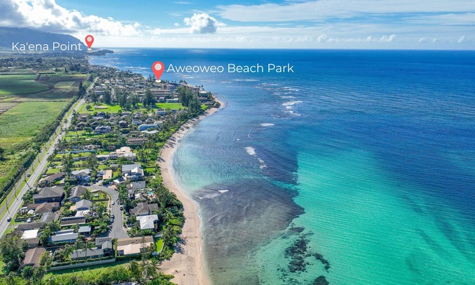 Waialua House | Beachfront Escape on Oahu's North Shore with Ocean Views