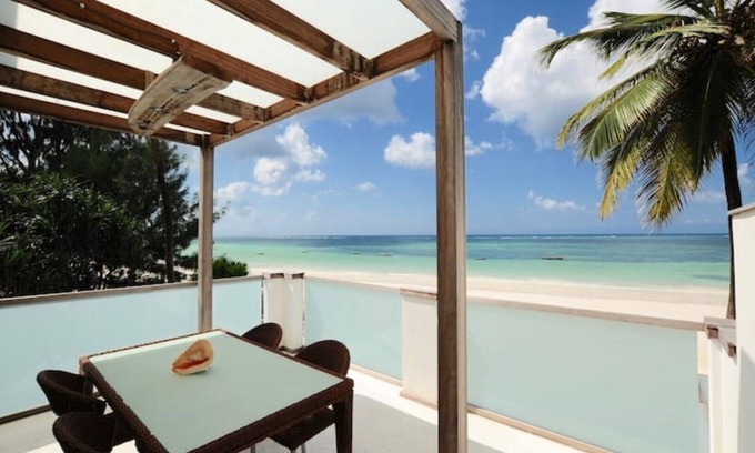 Kiwengwa Apartment | Seaside Retreat with Private Beachfront Terrace Mbili