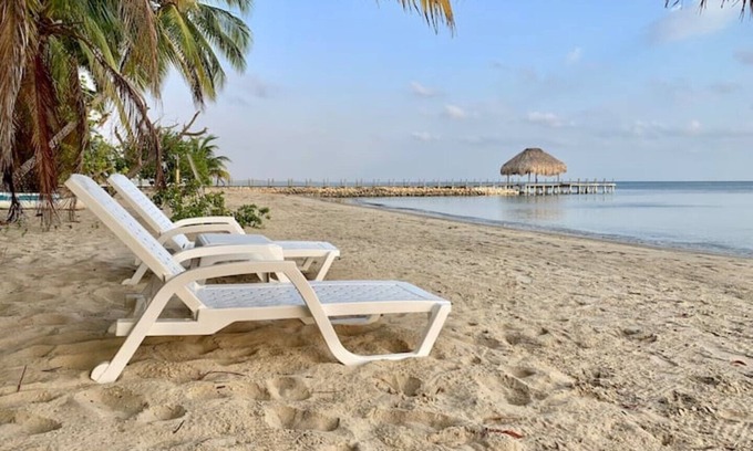 Rincon Cabin | Secluded Beach Retreat near Cartagena with WiFi & Spa