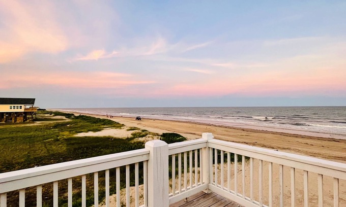 Gilchrist House | Serene Beachfront Retreat with EV Charging & Pool Access