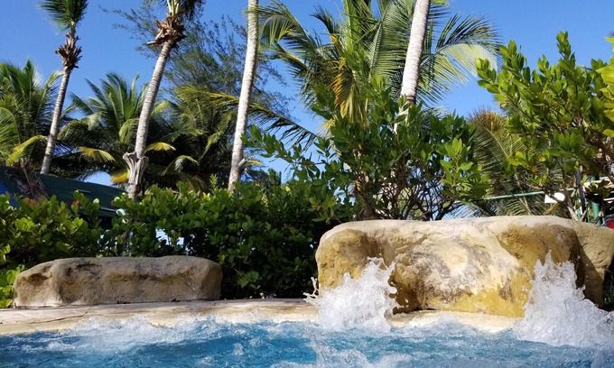 Zarzal House | Exceptional Beachfront Home with Pool & Spa - 9.8/10 Rated