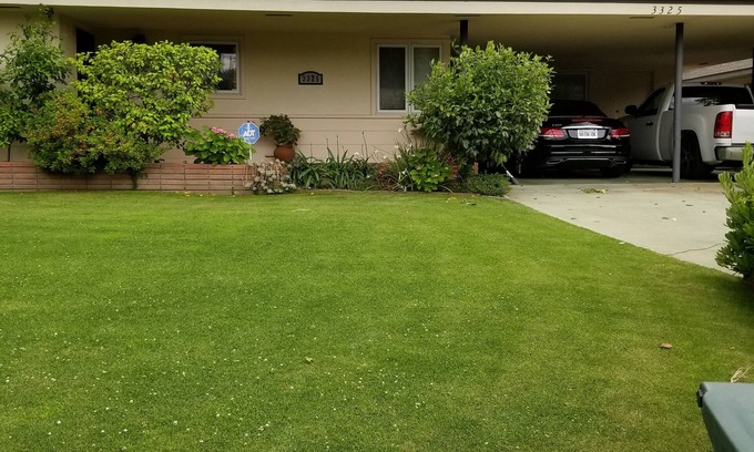 Bakersfield House | Cozy Private Bedroom with Full Bath in Bakersfield