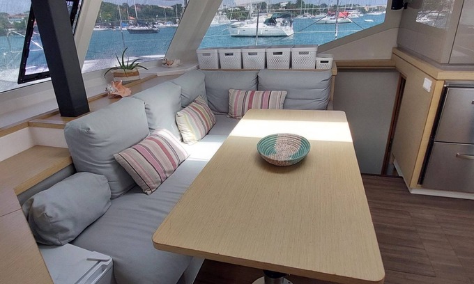 Norman Island Boat Rental | Relax on a Private 40ft Modern Catamaran in Turquoise Waters