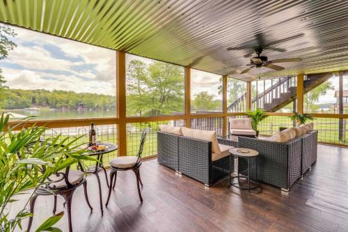 Hayesville House | Private Boat Dock and Grill Lake Chatuge Getaway!