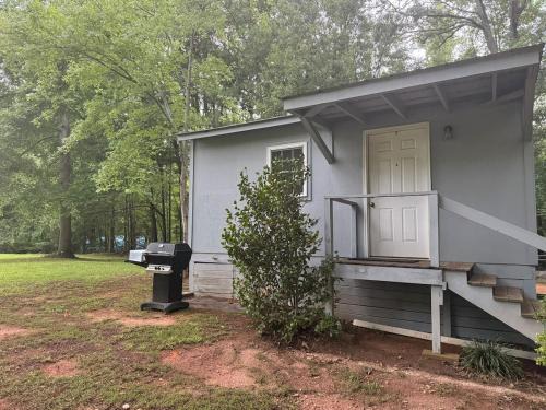 Clinton Apartment | Private Cabin 1 bed and 1 bath