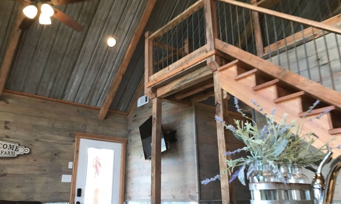 Union Springs House | Serene Private Cabin Getaway with Lake View & Pool