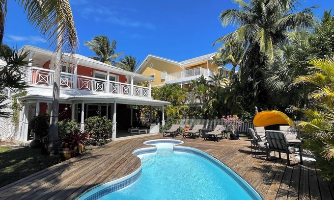 Nassau Villa | Private Canalfront Paradise with Pool