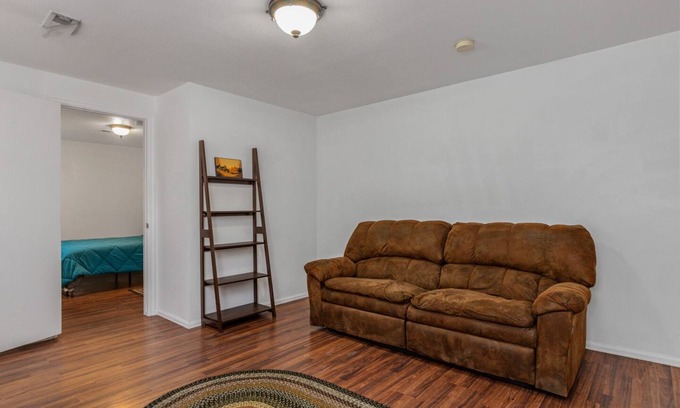 Pueblo House | Serene Cottage Retreat with Kitchen & Pet-Friendly Amenities