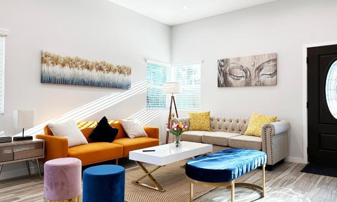 Granada Hills South House | Pet-Friendly 2BR House with Inviting Outdoor Patio