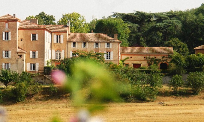 Montadet House | Exclusive Private Chateau with Pool for Group Getaways