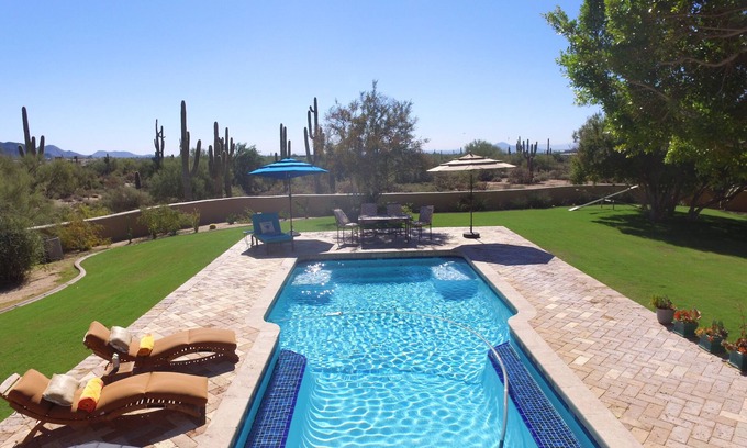 North Scottsdale House | Private Contemporary Adobe with Pool & Mountain Views