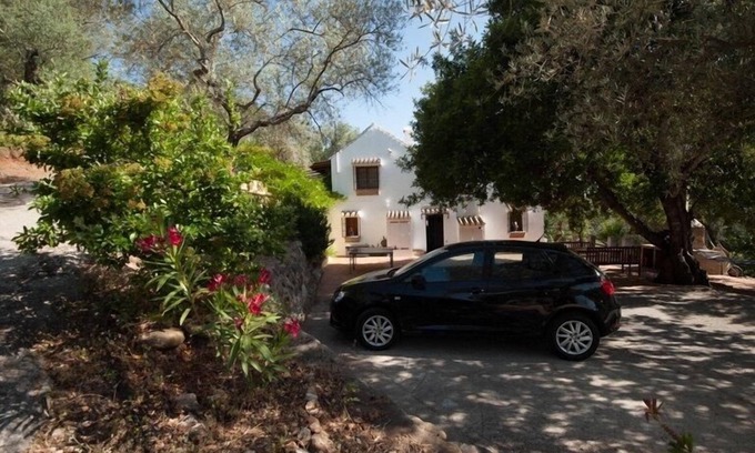 Comares House | Inviting Private Country House with Pool and Ocean Views