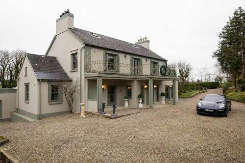 Newcastle West House | Private Country Residence Made 4 Luxury Gathering