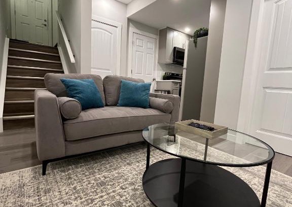 Southwest Calgary House | Cozy 2-Bedroom Suite with Private Entrance & Kitchen