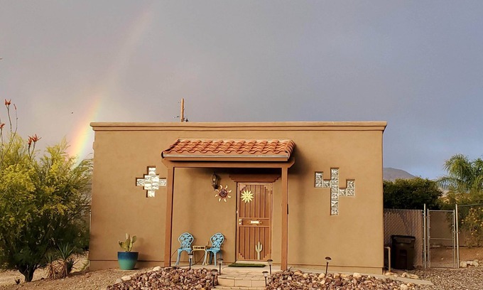 Sunset Manor Villa | Exceptional Casa Del Sol: Pet-Friendly 2-Bdrm in Tucson