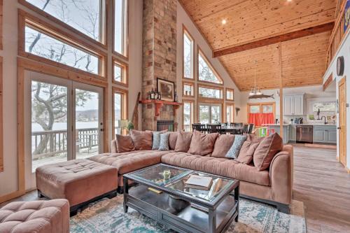 Roach House | Ideal Lake of the Ozarks Hideaway with Private Dock