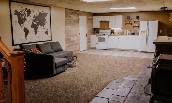 Somerdale Apartment | Private Entrance Retreat with Ocean View & Family-Friendly Perks